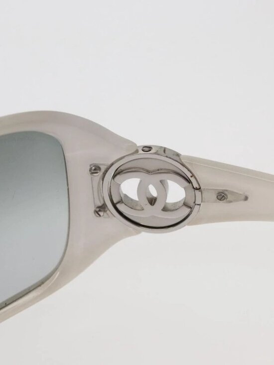 CHANEL Sunglasses plastic White CC Auth 162589 main image 5